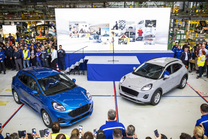 Produksjonen av den nye mild hybrid-SUVen Ford Puma har startet